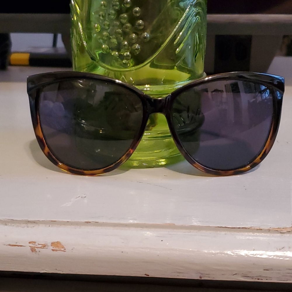 Tortoise Shell Sunglasses